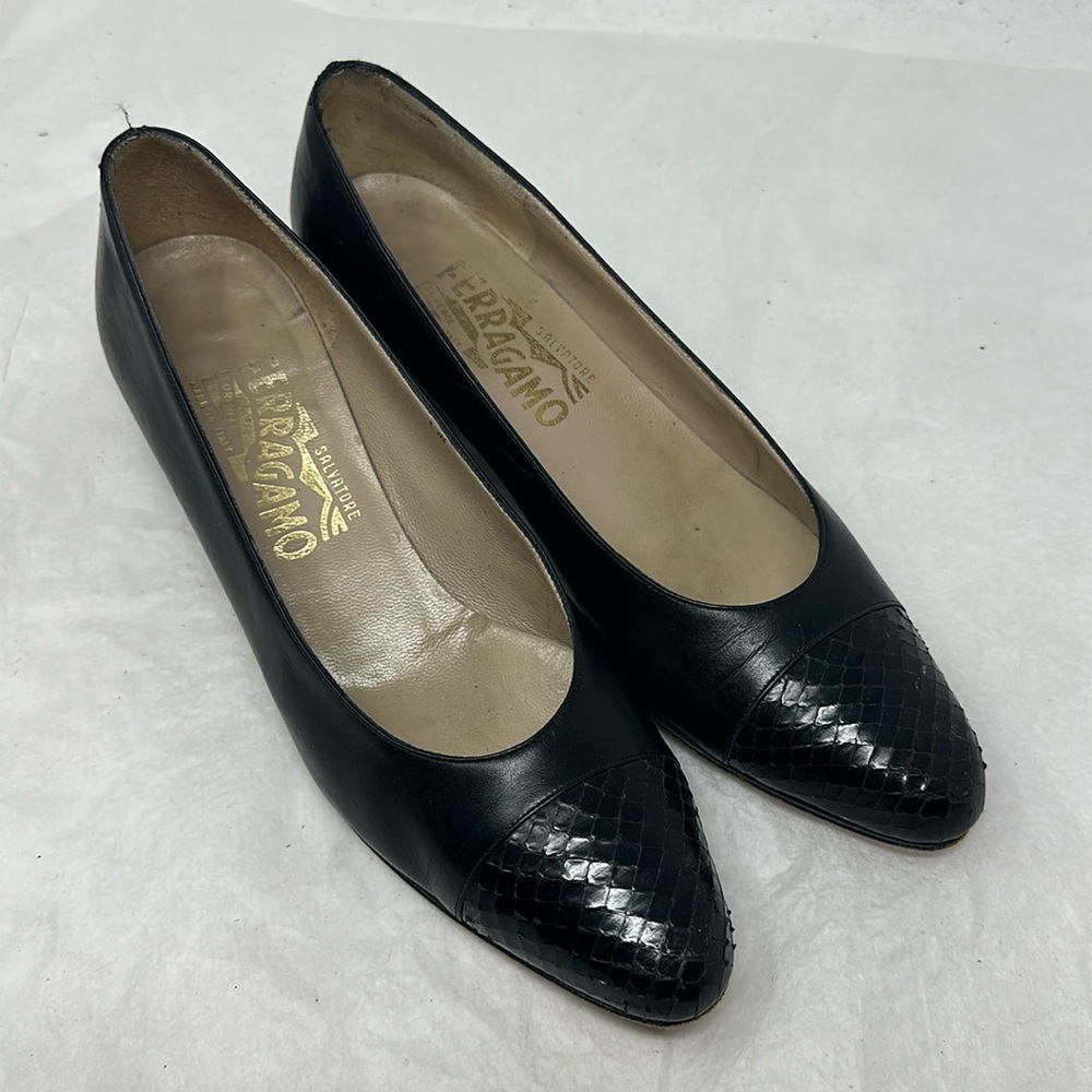 Salvatore Ferragamo Heels Size 7